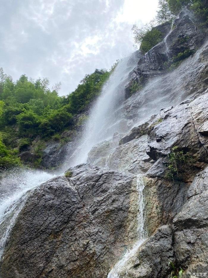 单峰逃脱